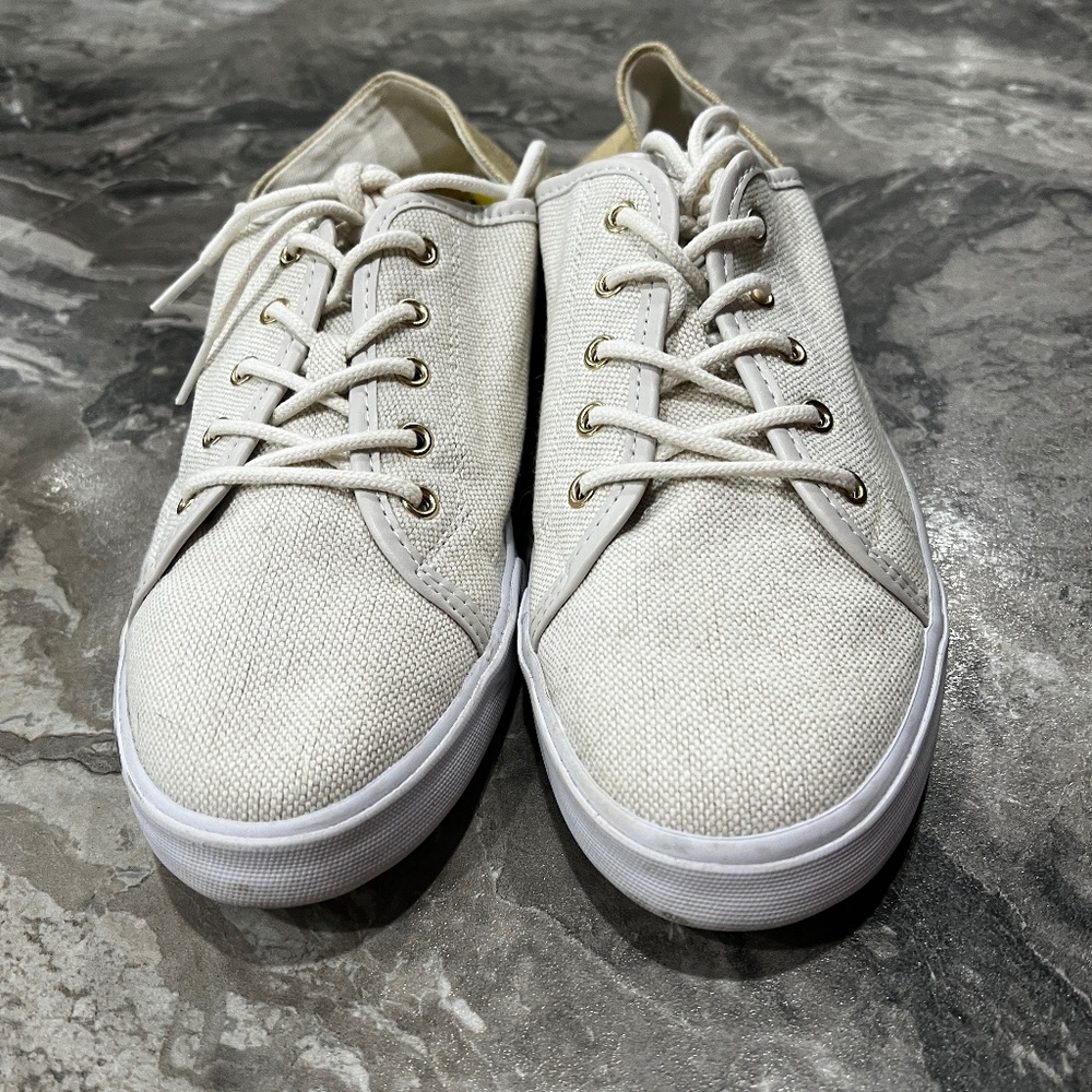 Tommy Hilfigar womens canvas casual shoes size 9